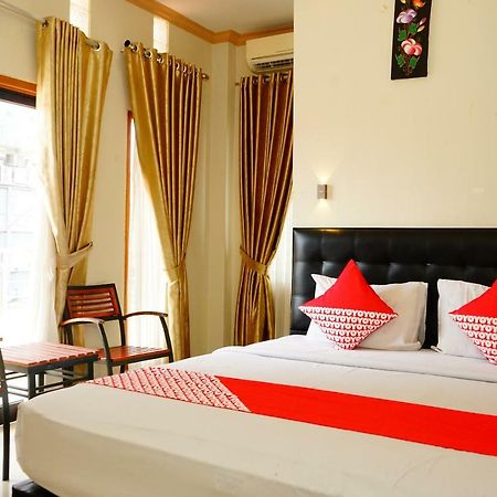 Hotel Golden Vella Pangkal Pinang Exteriér fotografie